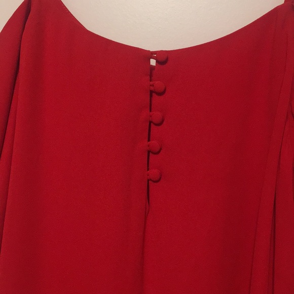 Beautiful red shift, holiday-ready! - Picture 3 of 7